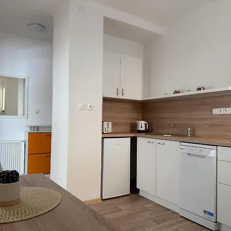 Apartment Danimo Jicin